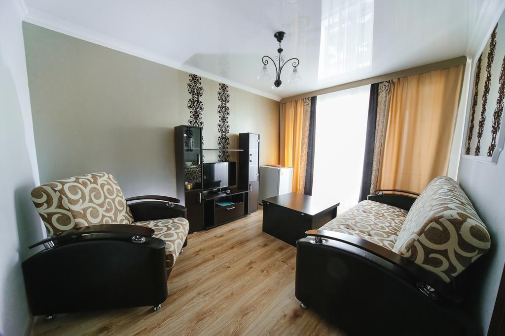 Sary Arka Hotel Pavlodar Ngoại thất bức ảnh