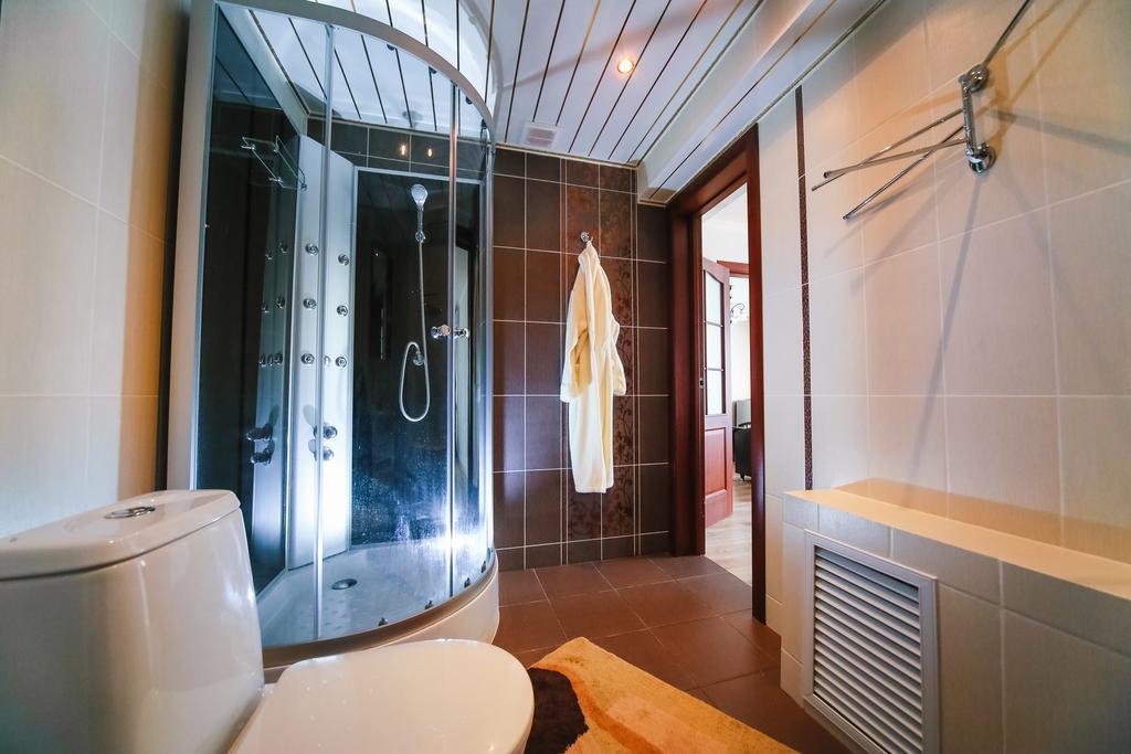 Sary Arka Hotel Pavlodar Ngoại thất bức ảnh