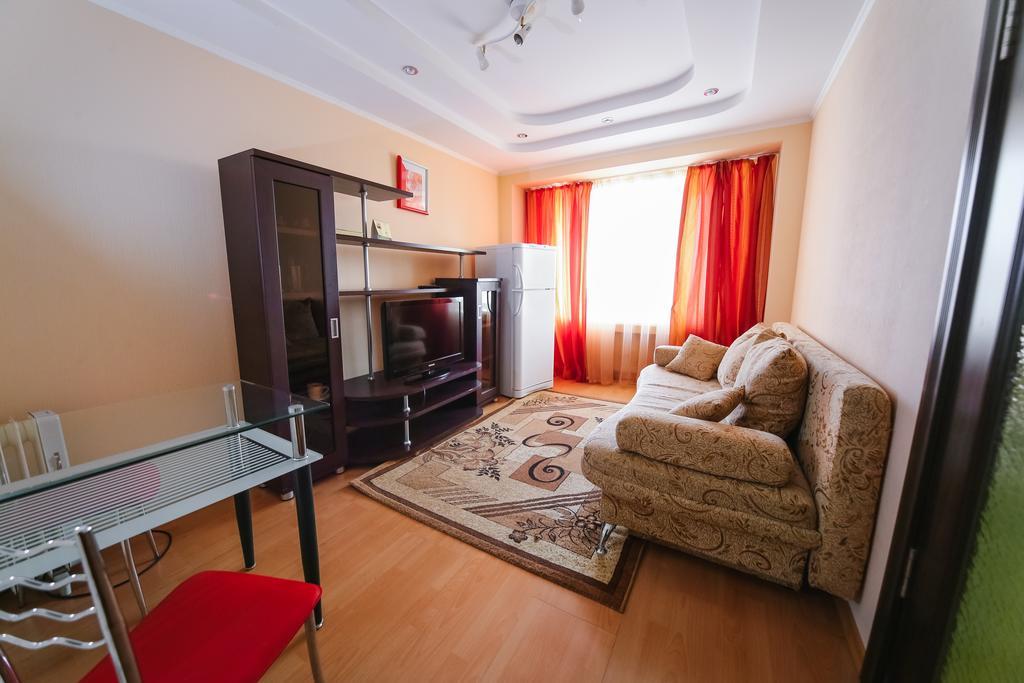 Sary Arka Hotel Pavlodar Ngoại thất bức ảnh