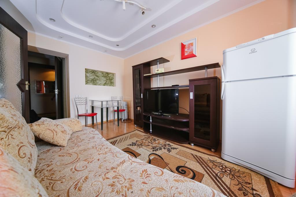 Sary Arka Hotel Pavlodar Ngoại thất bức ảnh