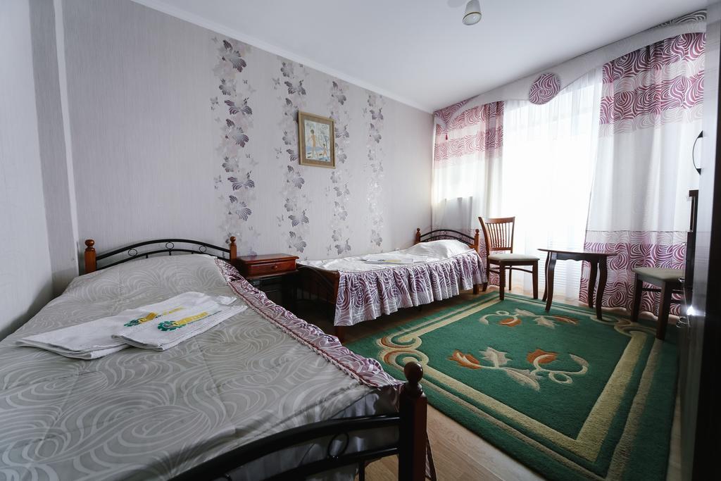 Sary Arka Hotel Pavlodar Ngoại thất bức ảnh