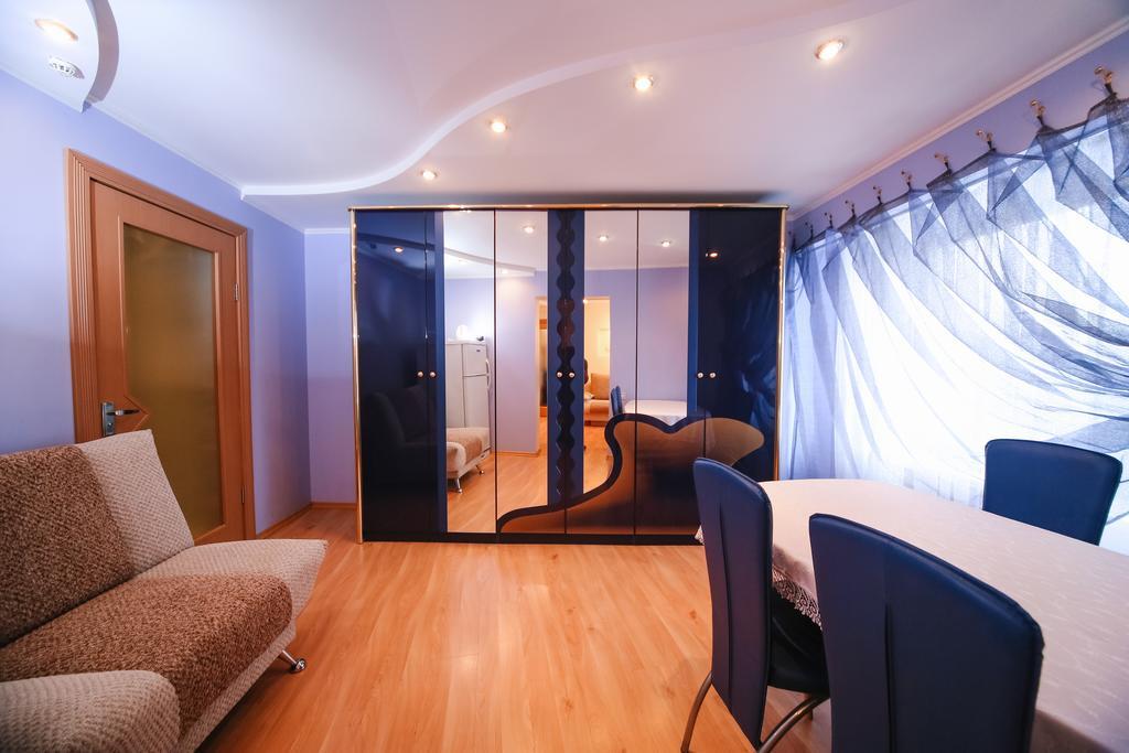 Sary Arka Hotel Pavlodar Ngoại thất bức ảnh