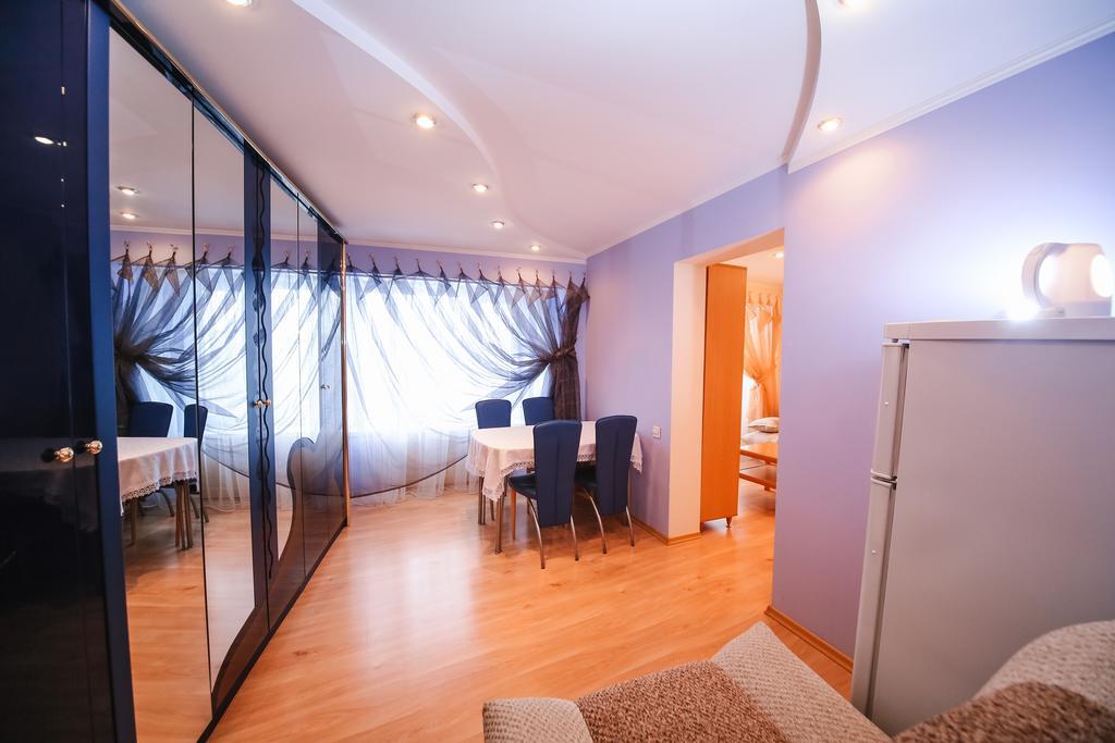 Sary Arka Hotel Pavlodar Ngoại thất bức ảnh