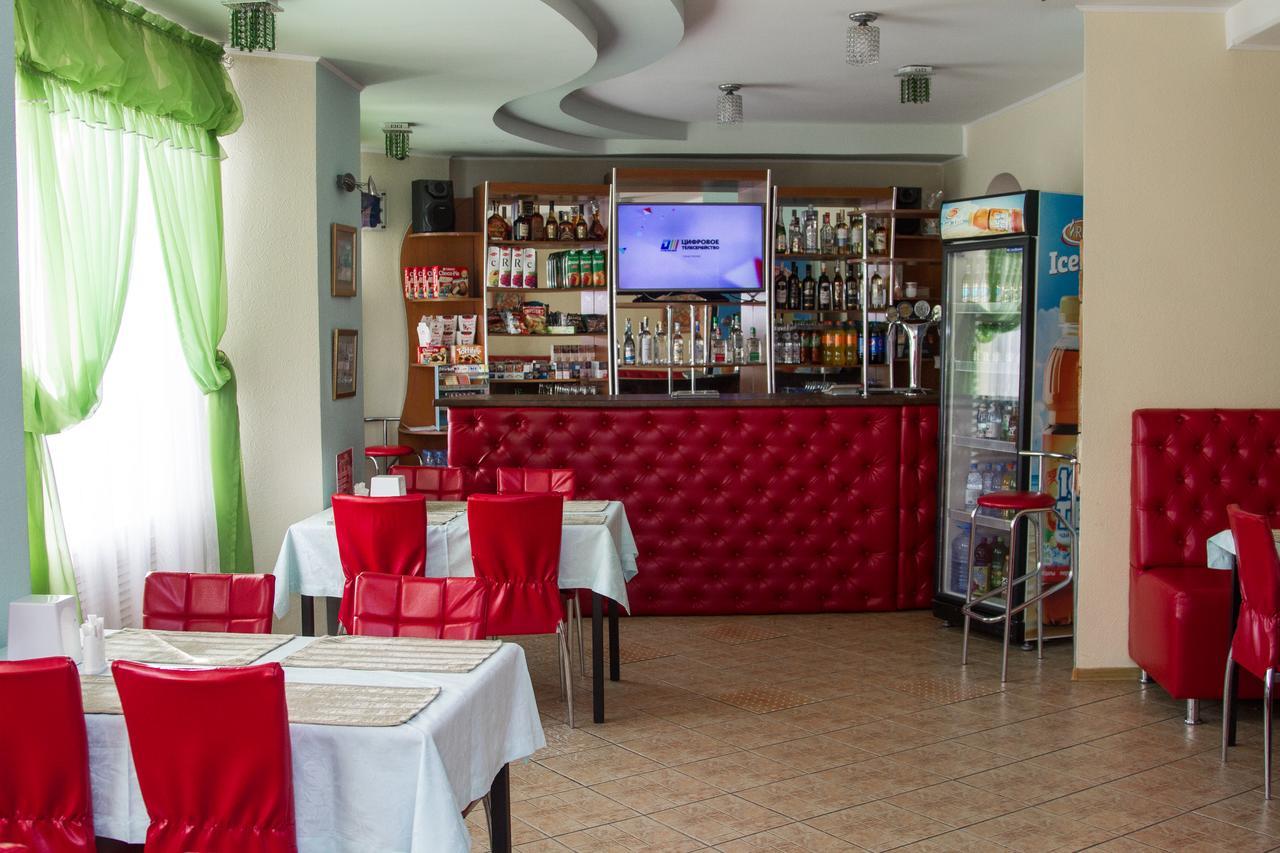 Sary Arka Hotel Pavlodar Ngoại thất bức ảnh